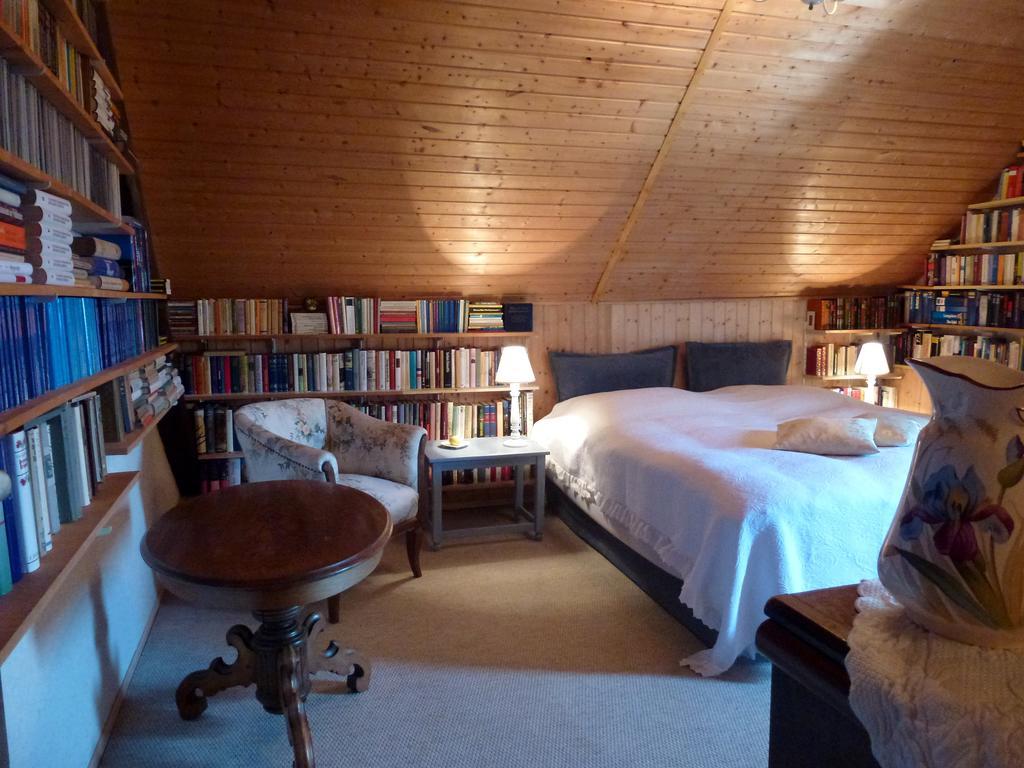 Romantikzimmer Im Antiquariat Sonnschied Zimmer foto