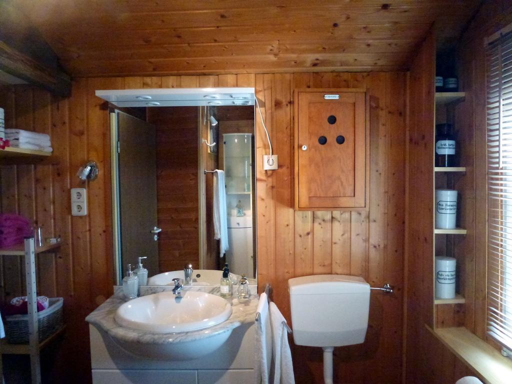 Romantikzimmer Im Antiquariat Sonnschied Zimmer foto